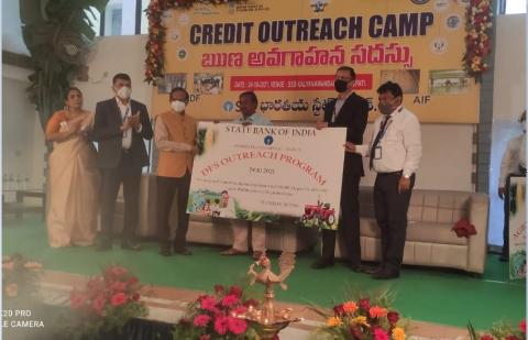 sbi credit outreach